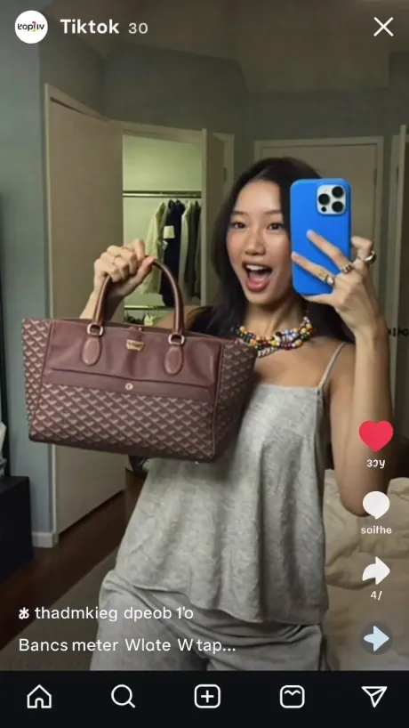 AI UGC ad for fashion accessory
